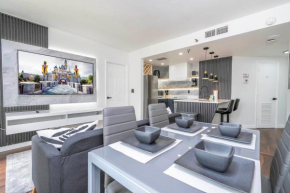 Cozy 2BR condo-Modern-Best Location-6165